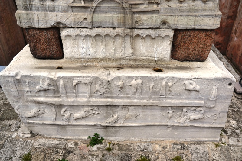 Obelisk kaide güney alt yüz